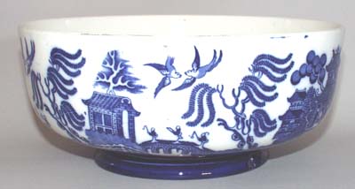 Bowl with Foot c1910